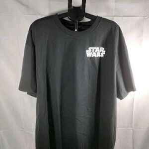 VTG Wars Crew Neck t-shirt in Black features a classic design wit